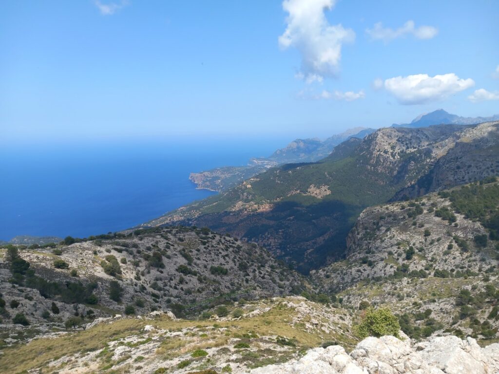 GR221-View of the coast after Es Caragolì