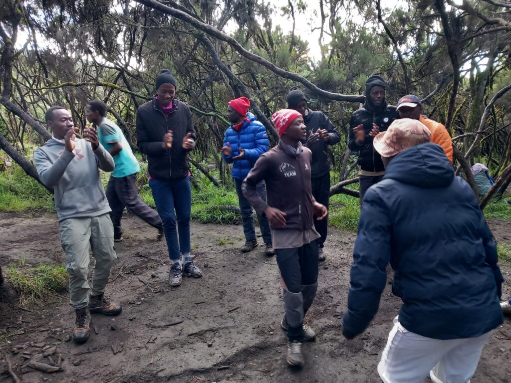 Kilimanjaro Trekking: final greetings and songs by the porters